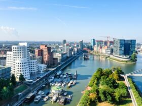 3 Tage Düsseldorf - Shopping, Kultur und Architektur inkl. Carepaket