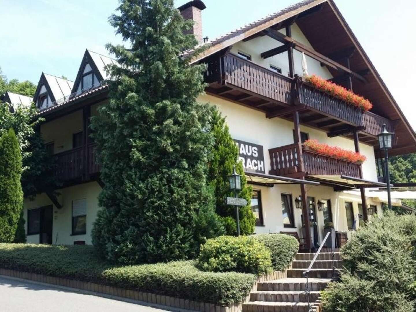 Mit dem Motorad auf malerischen Wegen durch den Steigerwald und die Haßberge