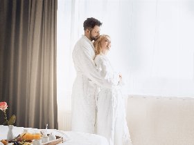 Valentins-Special im Herzen von Hamburg inkl. 4-Gang Menü | 3 Tage 