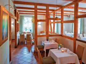 Champagner-Träume - Genießerurlaub in Lübeck