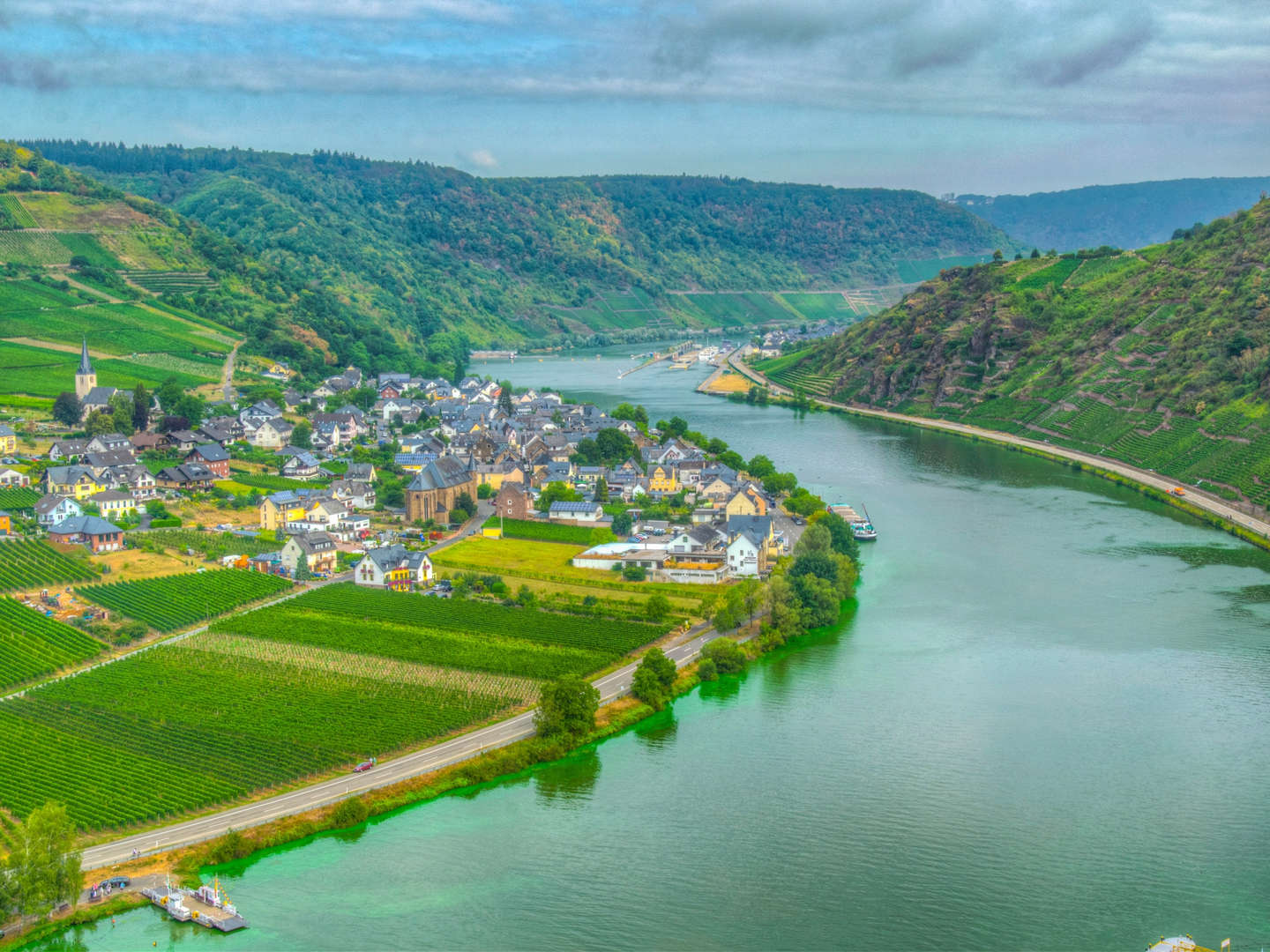 Kurzurlaub beim Winzer an der Mosel inkl. Gästeticket und Weinprobe 2