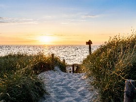 Magische Momente zum Jahreswechsel mit Gala-Buffet, Livemusik & Tanz