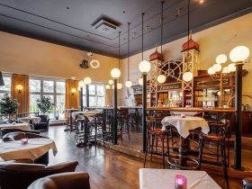 Magische Momente zum Jahreswechsel mit Gala-Buffet, Livemusik & Tanz