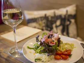 Inmitten der Berge - Abenteuerurlaub am Dachstein | 4 Nächte