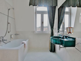 LADIES FIRST - Schönheitspaket mit Halbpension| 2 Nächte