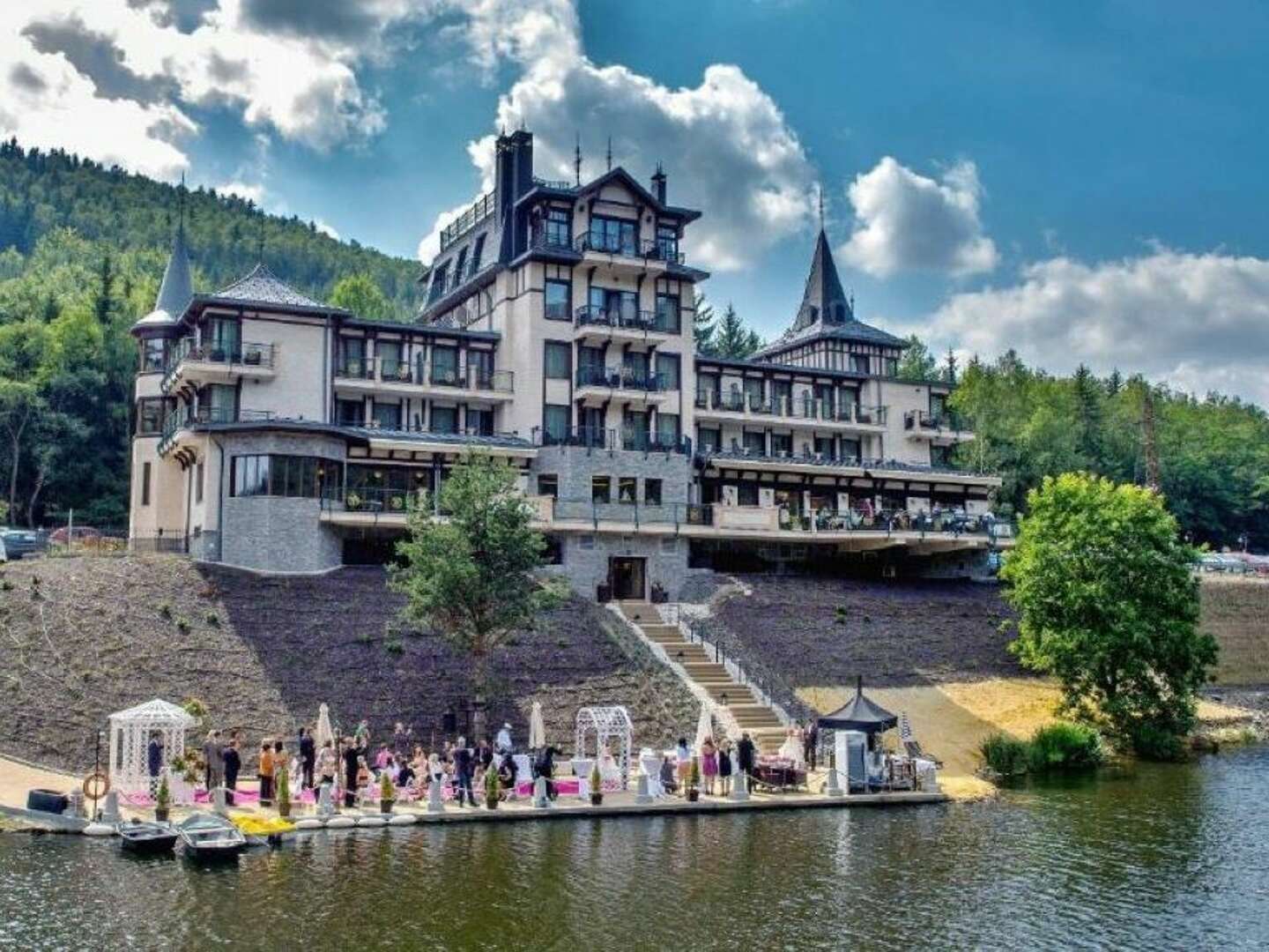 Wellness Ayurveda Urlaub für zwei Personen im Retro Riverside Wellness Resort| 3 Tage   