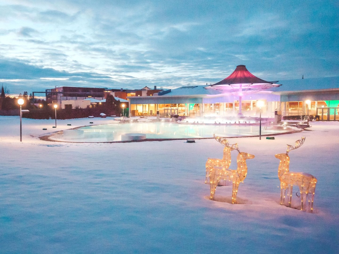 Relaxen in der Therme Laa inkl. Relax Liege & Refreshements | 2 Nächte