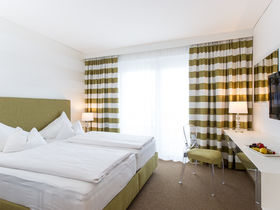 Bed & Breakfast - 1. Reihe fußfrei am Wörthersee  | 3 Nächte  