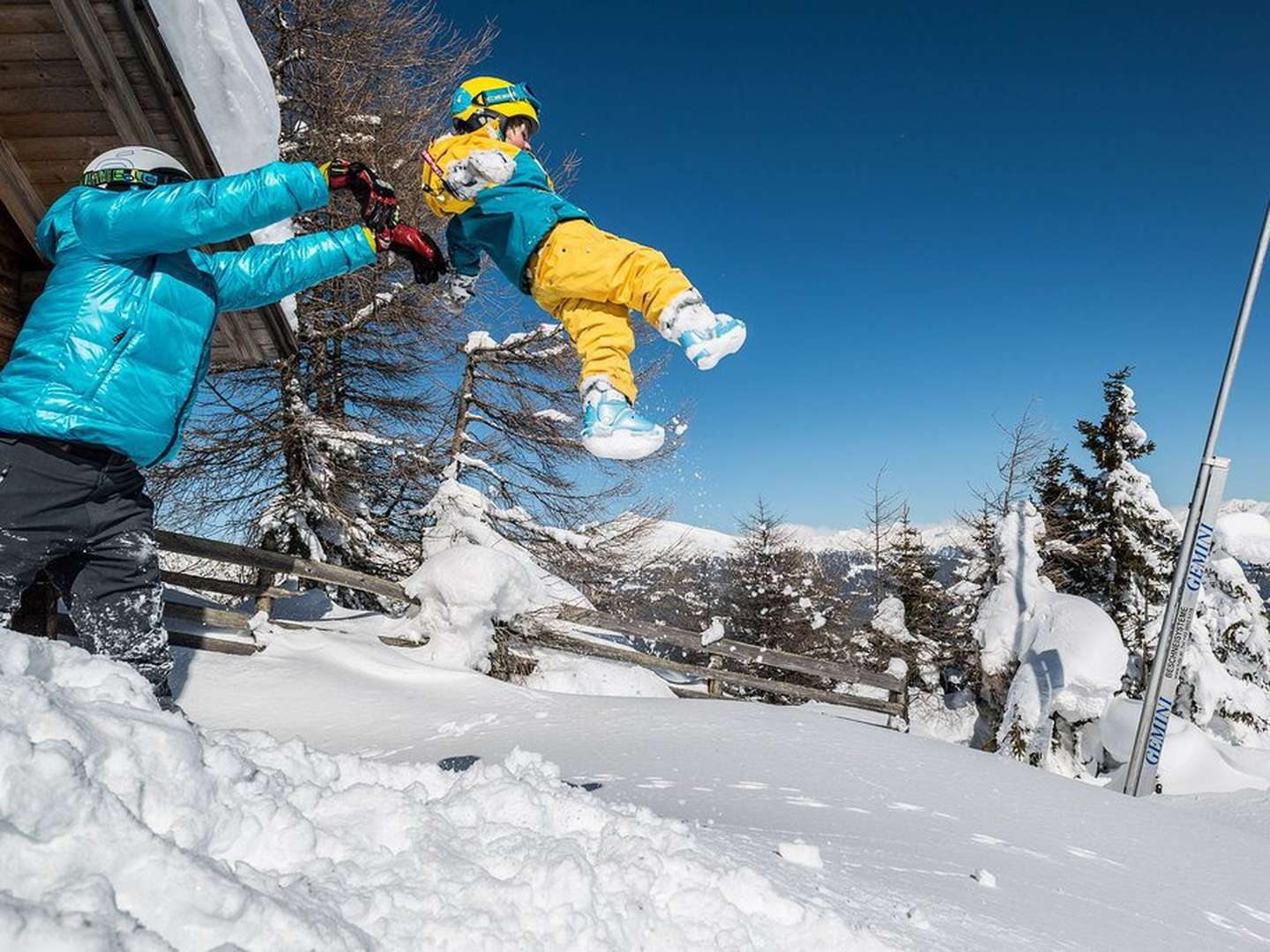 Kids on SKI | inkl. 1 Kind bis 5,9 gratis & Wohlfühl VOLLpension| 7 Nächte