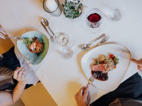 Weihnachtsmagie mit Genießerhalbpension & festlichem Galamenü | 5 Nächte