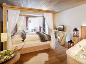 Weihnachtsmagie mit Genießerhalbpension & festlichem Galamenü | 5 Nächte