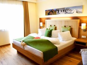 Weihnachtsmagie mit Genießerhalbpension & festlichem Galamenü | 5 Nächte