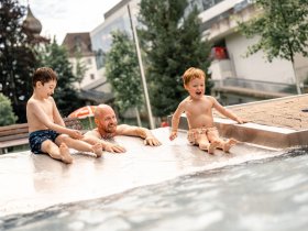 Schloss Romantik im Mostviertel inkl. 4-Gang-Candle-Light-Dinner & Blumenstrauß