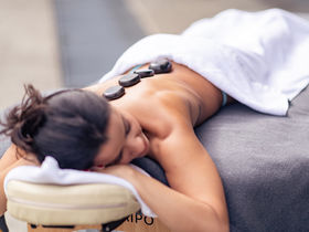 Schloss Romantik im Mostviertel inkl. 4-Gang-Candle-Light-Dinner & Blumenstrauß