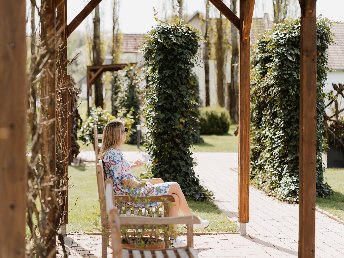 Natürlich Juli – Natürlich Eisenberg 3 Tage 2 Nächte, Frühstück, Abendessen, Panorama Pool. 