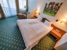 Wild, Wein, Advent im Landhotel im oststeirischen Almenland | 1 Nacht
