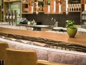 Dienstag & Donnerstag-Special | Therme inkl. Abendessen im Sole-Felsen-Bad | 1 Nacht