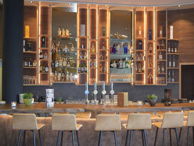 Dienstag & Donnerstag-Special | Therme inkl. Abendessen im Sole-Felsen-Bad | 1 Nacht