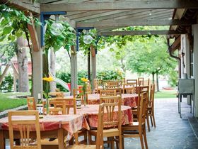 Advent in der Kellergasse Heiligenbrunn 3 Nächte, Dinner, heisser Aperol, Transfer uvm.  