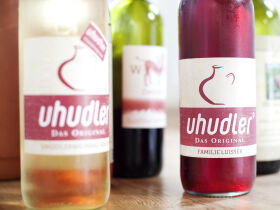 Advent in der Kellergasse Heiligenbrunn 3 Nächte, Dinner, heisser Aperol, Transfer uvm.  