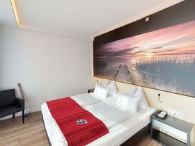 Shop & Enjoy Kurzurlaub nahe dem Outlet Center & dem Neusiedlersee | 6 Tage 