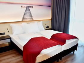 Shop & Enjoy Kurzurlaub nahe dem Outlet Center & dem Neusiedlersee | 6 Tage 