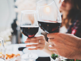 Wein & Genuss zu Zweit inkl. Candle Light Dinner, Weinverkostung & VinoSPA 3 Nächte 2026