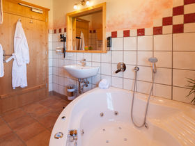 Frühling auf der Alm 4=3 | 4 Nächte zum Preis von 3 in den Schladminger Bergen