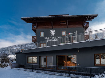 Winterurlaub im Skiparadies Schladming im adults only Hotel direkt an der Piste