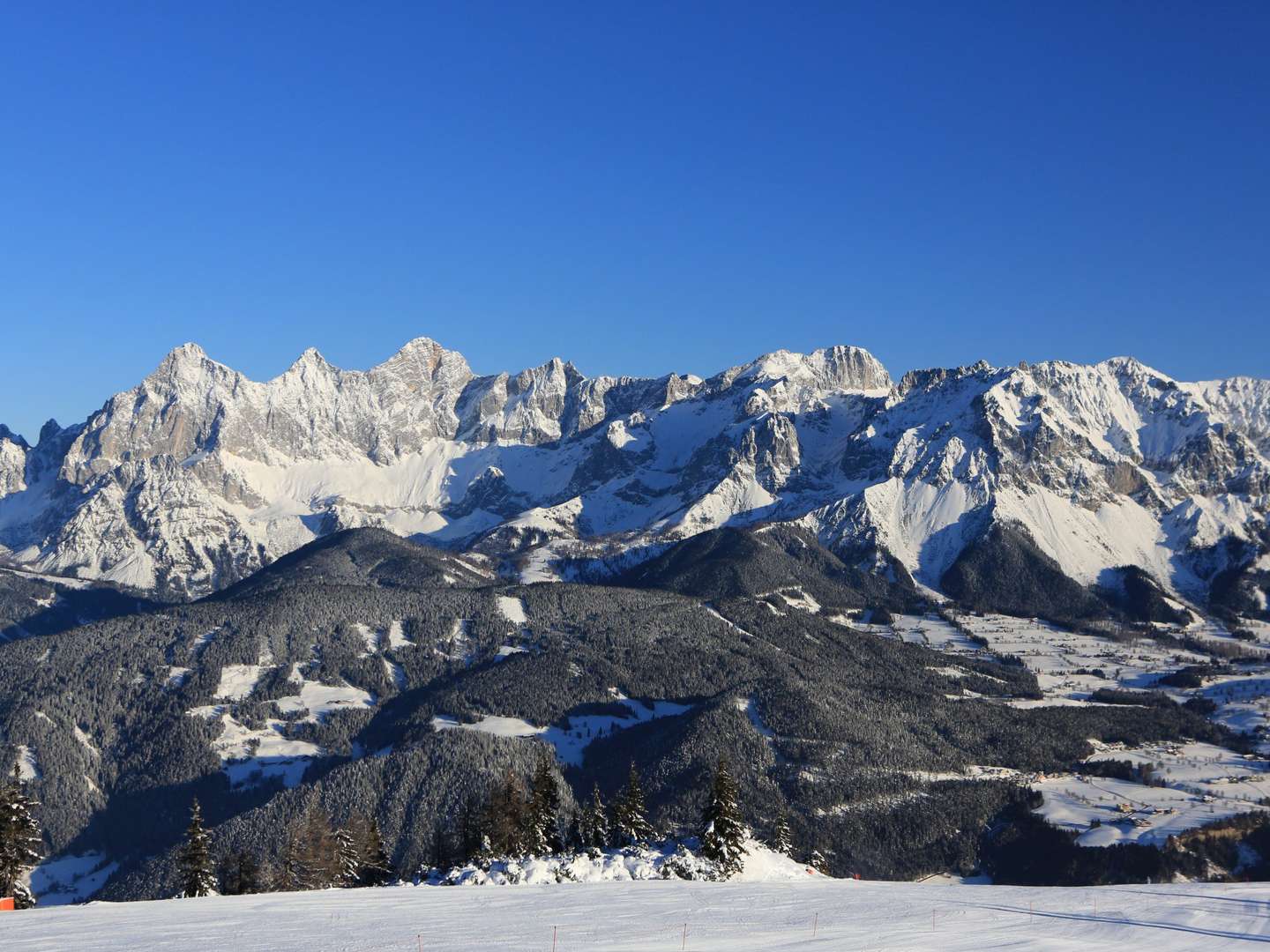 Winter im Skiparadies Schladming im adults only Hotel direkt an der Piste  