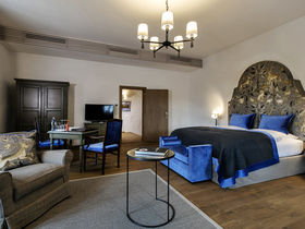 Komfort & Luxus im architektonischen Meisterwerk | 2 Tage Kurzurlaub inkl. Thermeneintritt