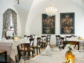 Komfort & Luxus im architektonischen Meisterwerk | 2 Tage Kurzurlaub inkl. Thermeneintritt