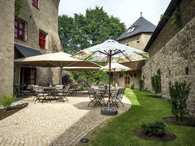 Komfort & Luxus im architektonischen Meisterwerk | 2 Tage Kurzurlaub inkl. Thermeneintritt