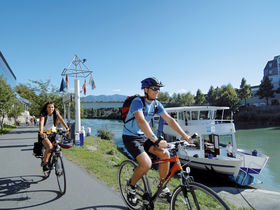Advent in Villach inkl. Glühmost am Adventmarkt & Kärnten Therme 