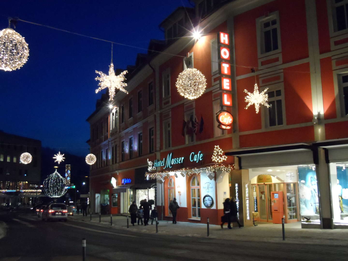 Advent in Villach inkl. Glühmost am Adventmarkt & Kärnten Therme 