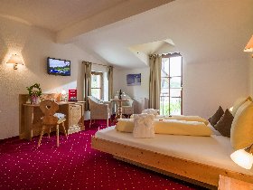 Bergwelt Tirol erleben - Wanderurlaub mit Wellnessgenuss | 4 Nächte