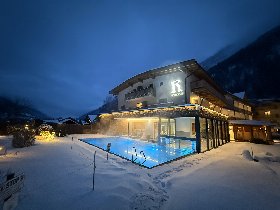 Erlebnis Großglockner mit majestätischer Bergkulisse & beheiztem Aussenpool | 1 Nacht