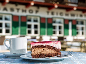 Wandergenuss auf der Alm – mitten im Naturpark auf 1.200 Metern | 3 Nächte inkl. 4-Gang-Menü