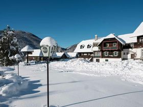 Wandergenuss auf der Alm – mitten im Naturpark auf 1.200 Metern | 3 Nächte inkl. 4-Gang-Menü