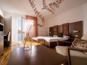 Thermen-Genuss inkl. Eintritt in die Parktherme im südsteirischen Kurort | 1 Nacht