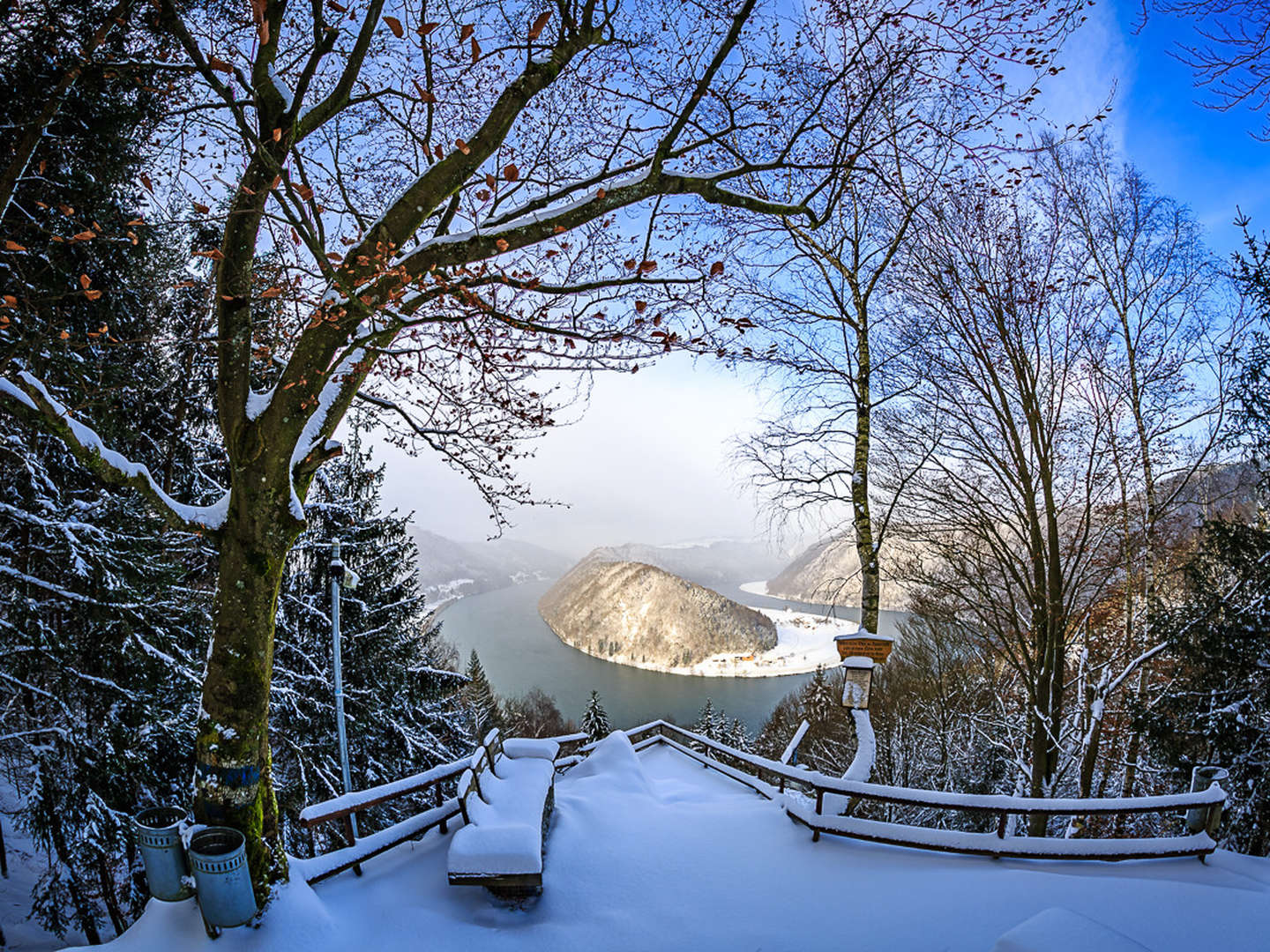 4=3 Goldener Herbst im oberösterreichischen Donauraum mit Massage & geführte Wanderung