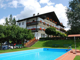 Genussvoll DICH erleben inkl. Klangschalenmassage & Hautberatung mit Verwöhnprogramm | 2 Näche