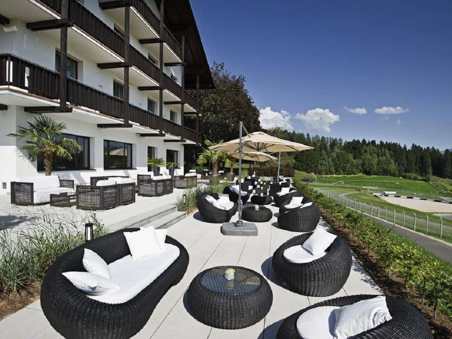 Kurzurlaub mit einzigartigem Blick über den Red Bull Ring | 3 Tage inkl. Therme AquaLux