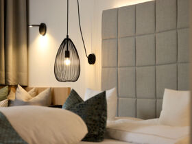 Romantik & Wellness inkl. Entspannungsmassage + Peeling im 4* Das Schlössl