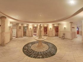 Romantik & Wellness inkl. Entspannungsmassage + Peeling im 4* Das Schlössl