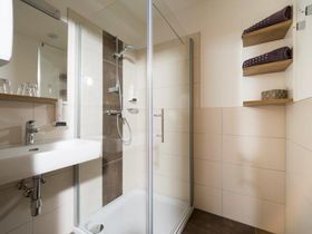 Ahoi Mädels. Cliquentage im kleinen Haus am Wald | 2 Nächte