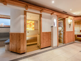 Stubaier Bergweihnacht inkl. Weihnachtsfeier & Galadiner | 4 Nächte