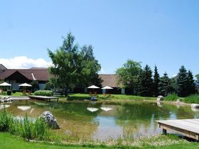 Familienurlaub inkl. Eintritt in die Erlebniswelt Therme AquaLux | 1 Kind bis 13,9 gratis | 3 Nächte