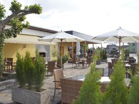 Familienurlaub inkl. Eintritt in die Erlebniswelt Therme AquaLux | 1 Kind bis 13,9 gratis | 3 Nächte