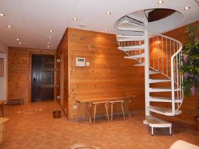 Familienurlaub inkl. Eintritt in die Erlebniswelt Therme AquaLux | 1 Kind bis 13,9 gratis | 3 Nächte